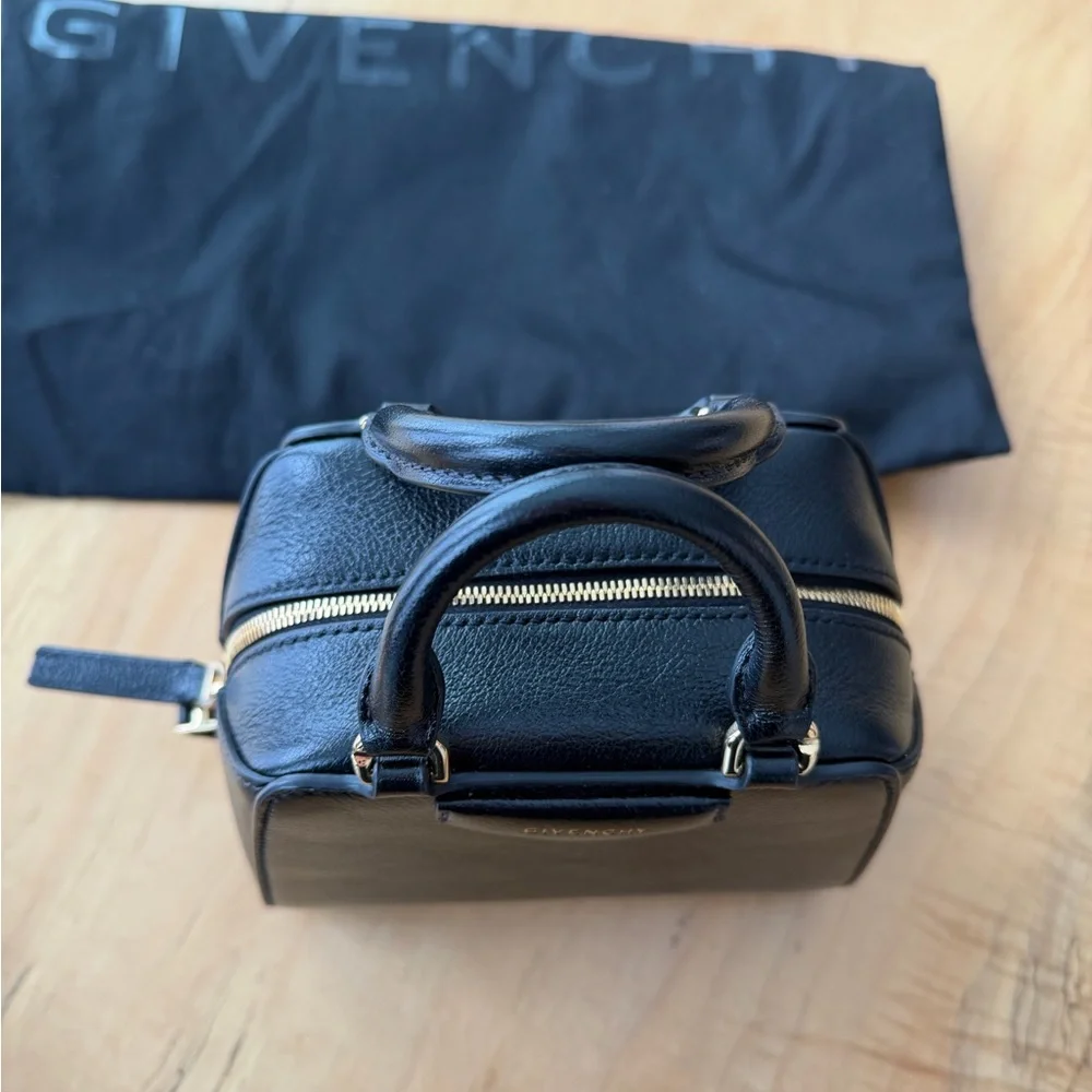New Givenchy Women's Black Antigona Cube Nano Bag